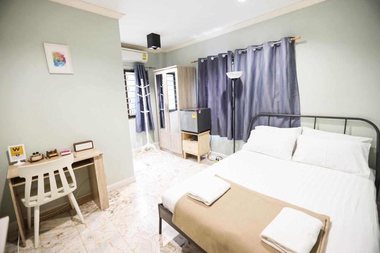 Wang Lang Hostel Bangkok Exterior foto